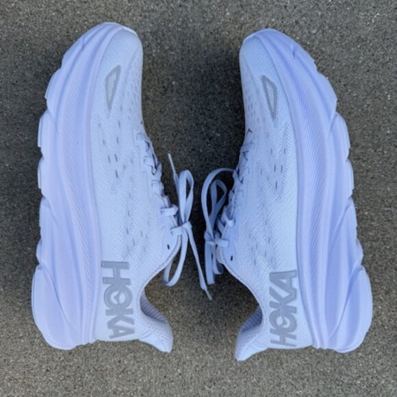 Hoka One One Shoes - hoka clifton 9 size 11 NIB